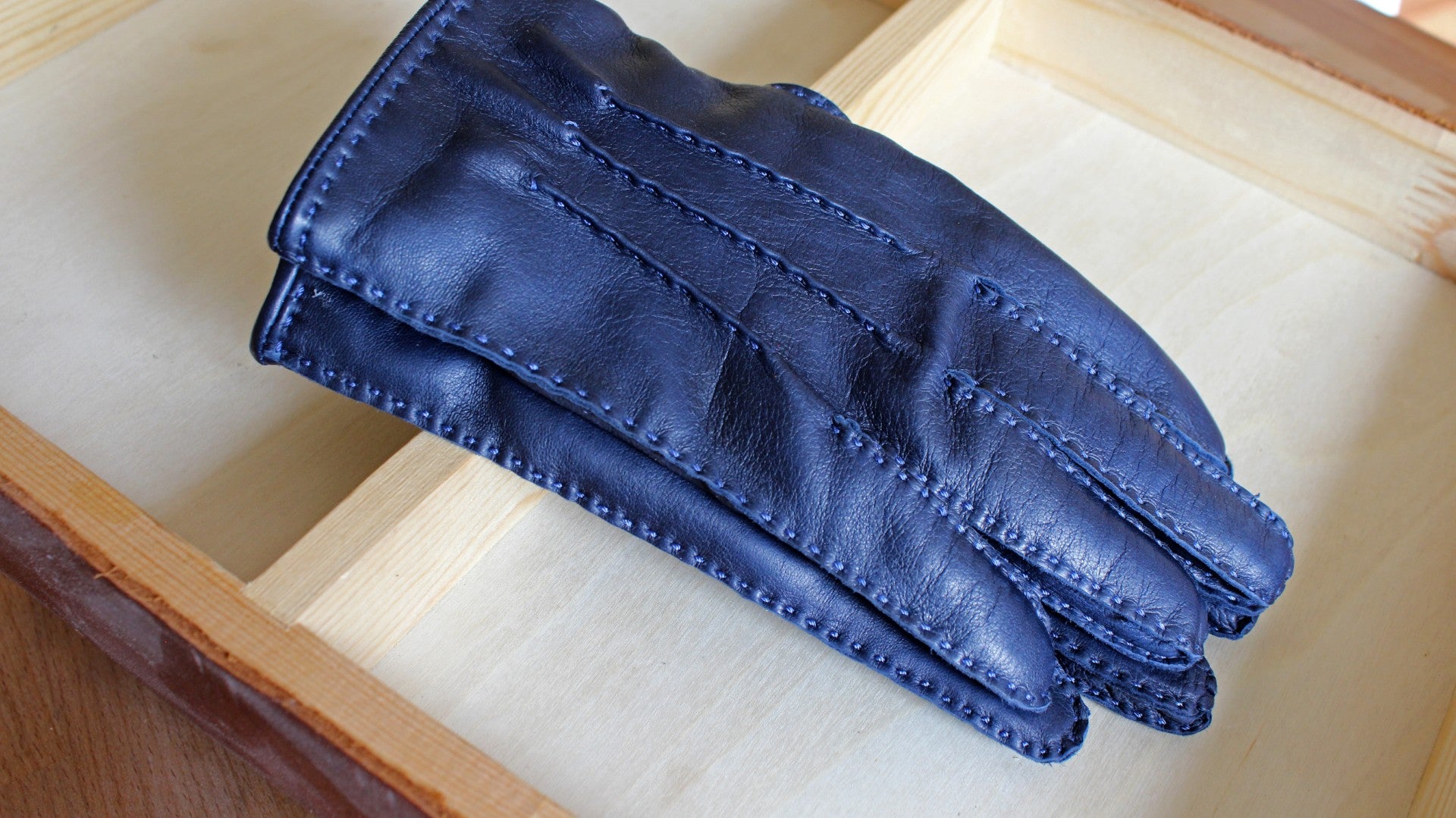 Handmade Leather Gloves